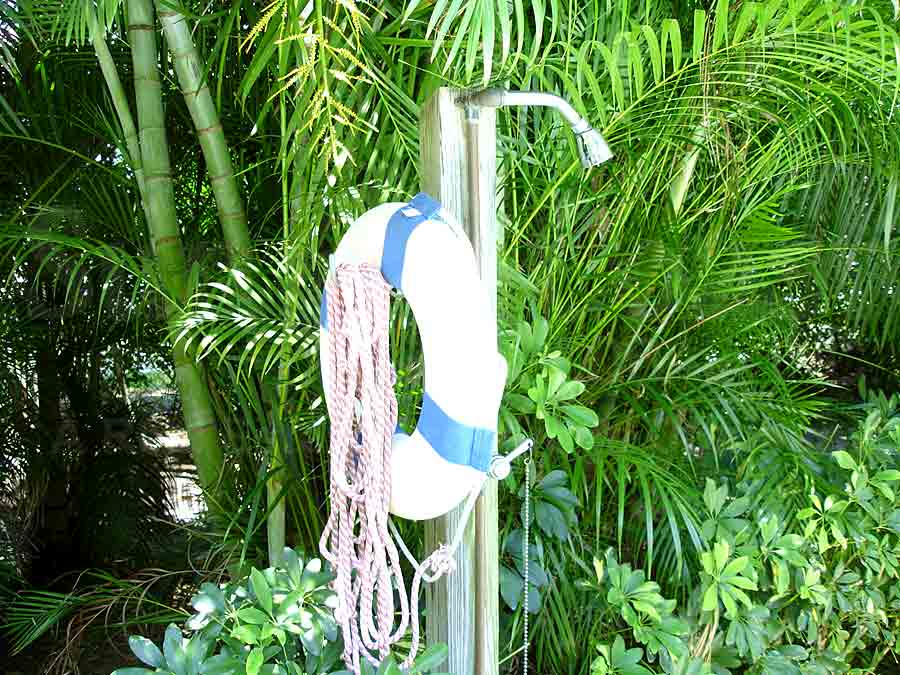 Kasota Bay Outdoor Shower